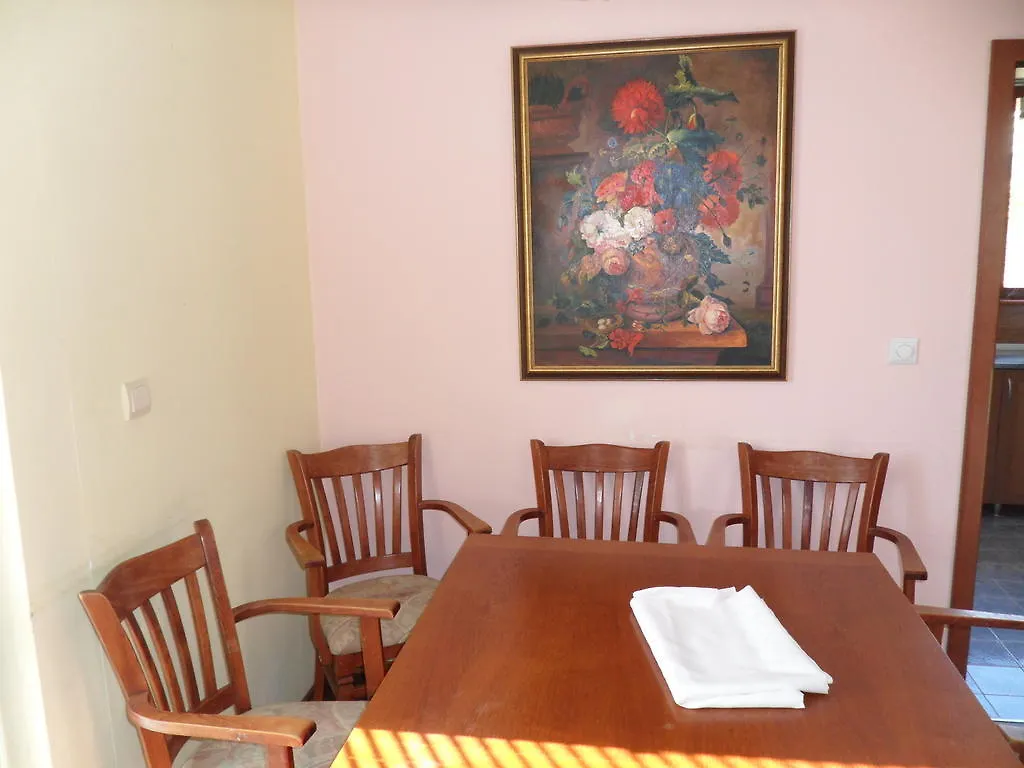 Sea Park Homes Neshkov Varna 3*,